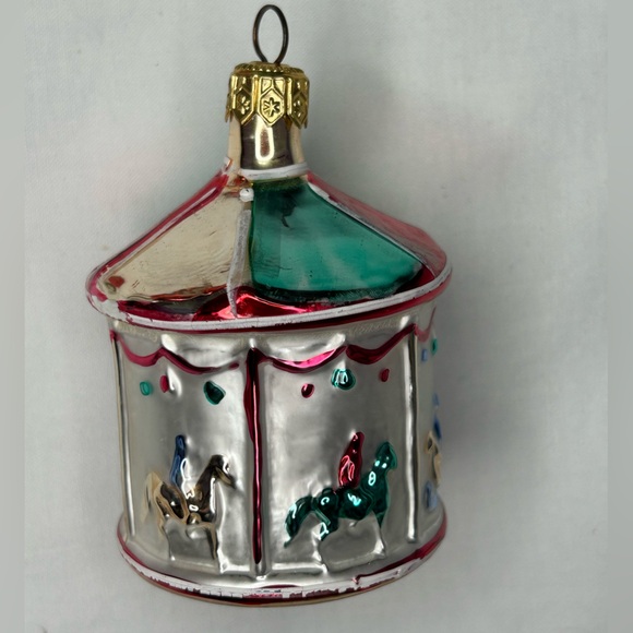 6 Classic Vintage Glass Christmas Ornaments. Possibly made in Poland or Germany - Picture 4 of 8